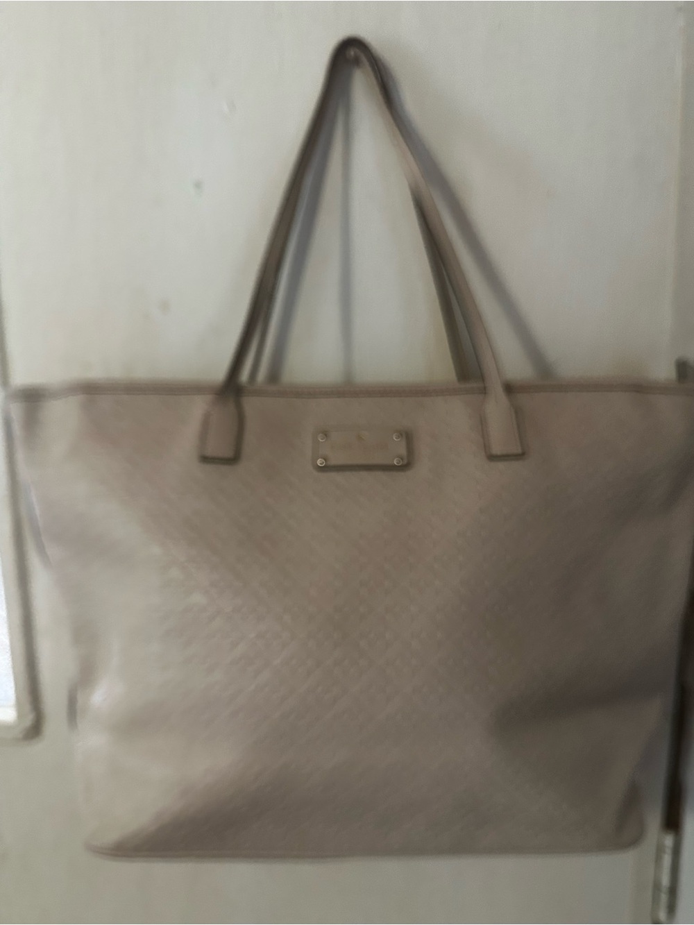 Elegant Kate Spade Women's Tote Bag in Light Taupe